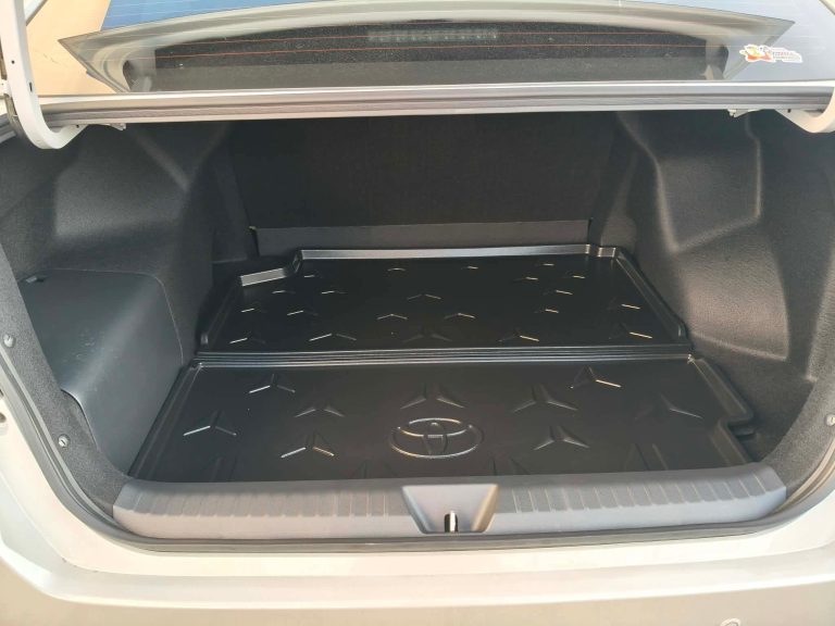 Toyota Yaris Ativ Premium 1.5L trunk luggage space sedan rental car Phuket